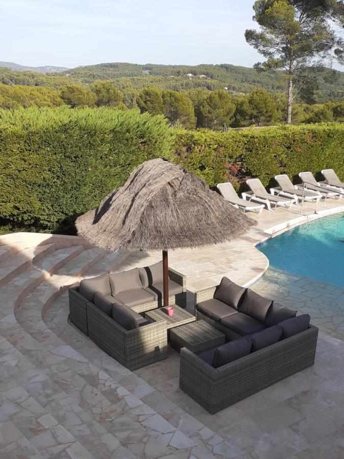 La Bastide Des Selves Bed & Breakfast Draguignan Exterior photo
