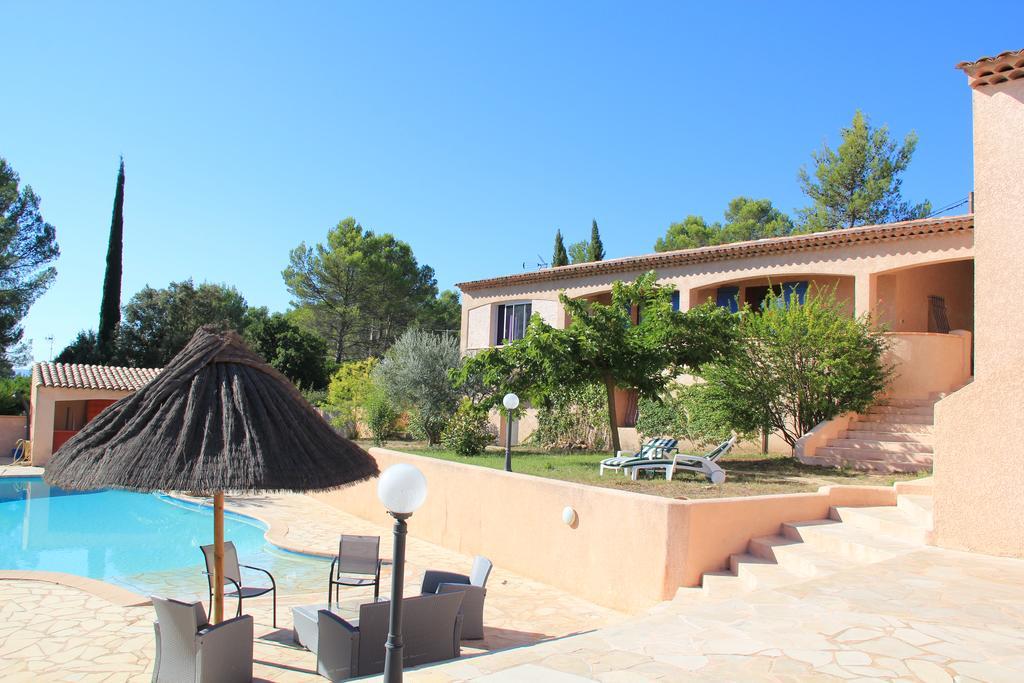 La Bastide Des Selves Bed & Breakfast Draguignan Exterior photo